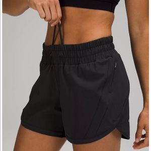 Lulu lemon 5” women’s black shorts